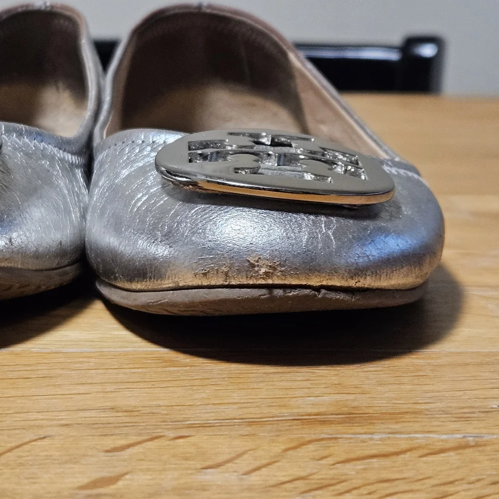 Tory Burch Reva Paladium/Nickel Commuter Ballet Flats Comfy Trendy Size 8.5